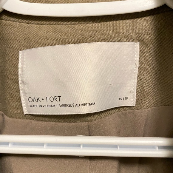 Oak + Fort Blazer - Picture 3 of 5